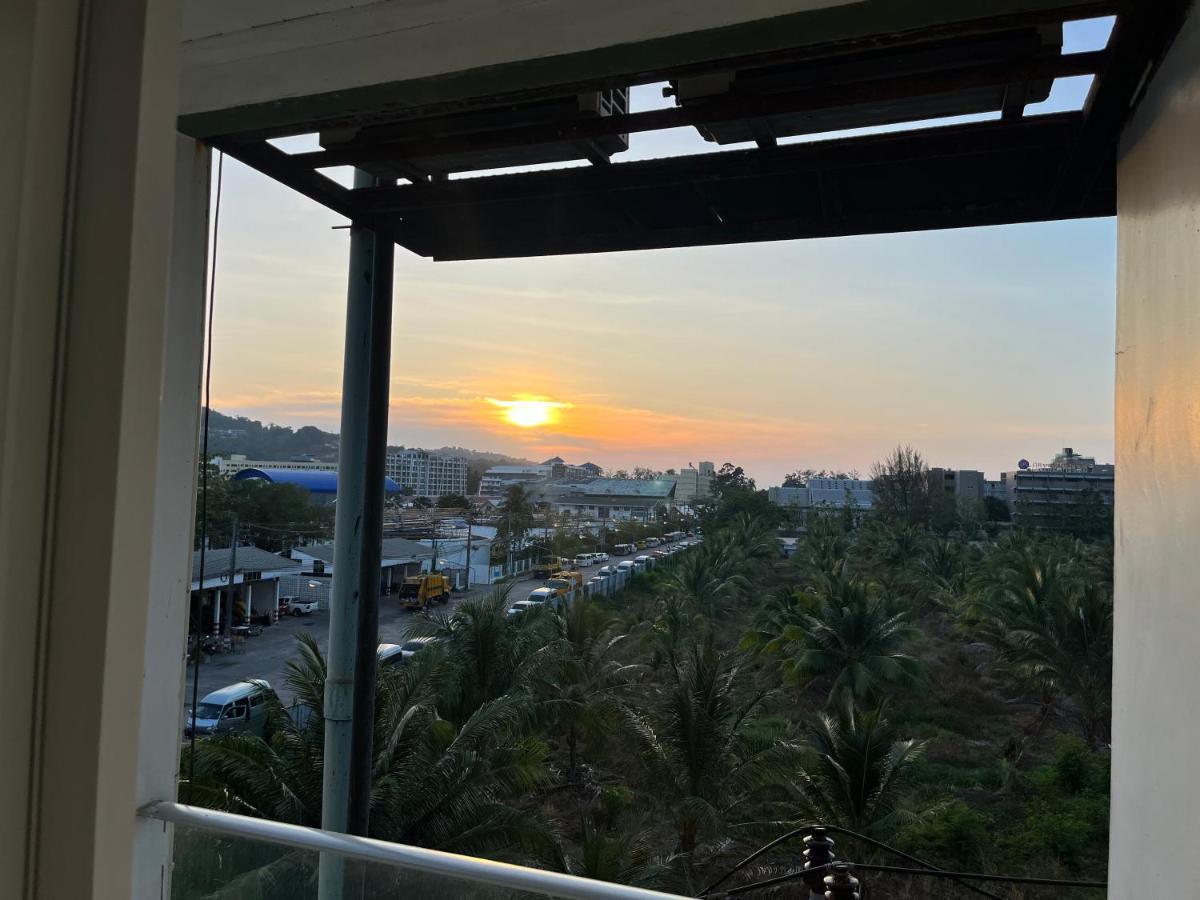 Hotell Elite Patong